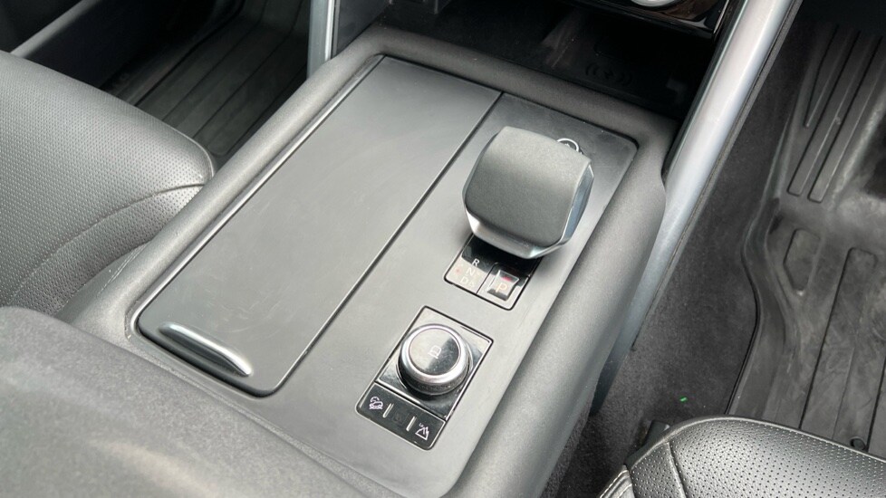 Used Land Rover Discovery 2023 for sale - 76539925: Photo 13