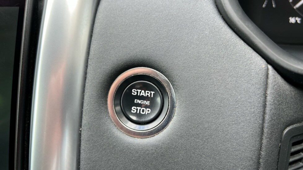 Used Land Rover Discovery 2023 for sale - 76539925: Photo 40