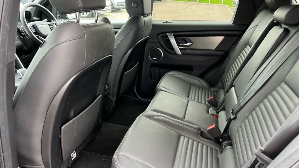 Used Land Rover Discovery Sport 2025 for sale - 76273064: Photo 4