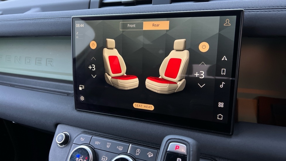 Used Land Rover Defender 2023 for sale - 76873079: Photo 46