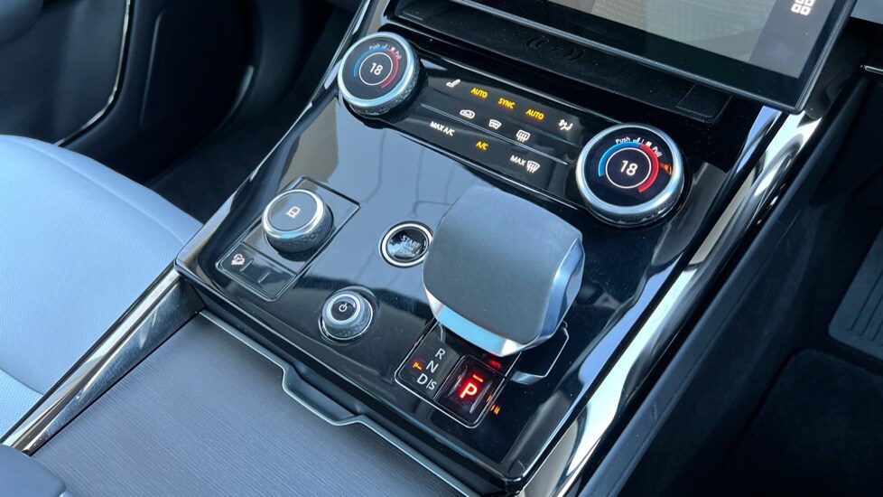 Used Land Rover Range Rover Sport 2023 for sale - 76623430: Photo 13