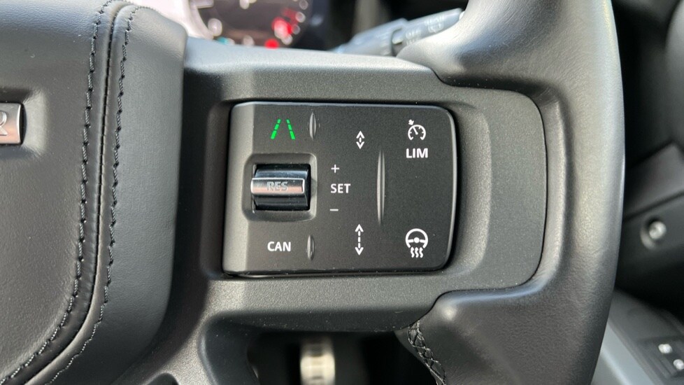 Used Land Rover Defender 2024 for sale - 76487394: Photo 36