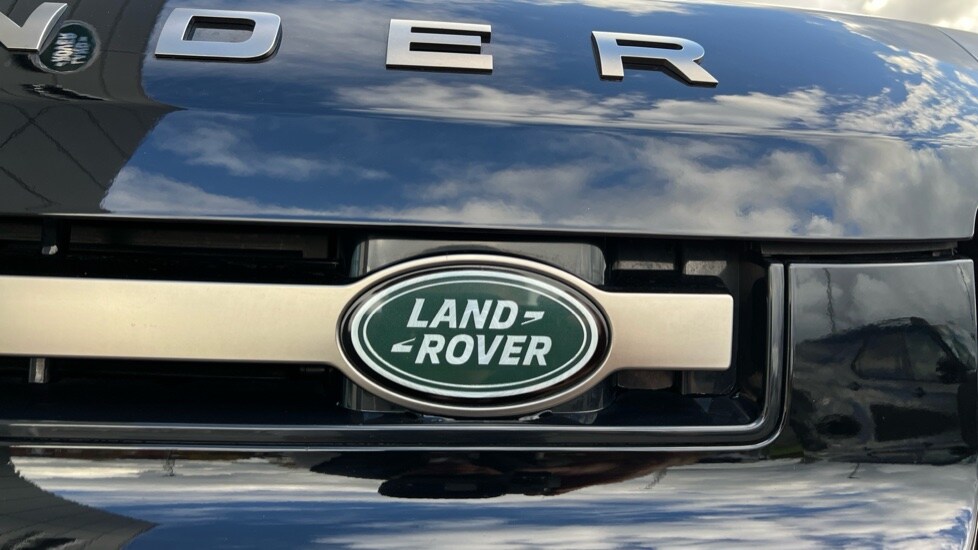 Used Land Rover Defender 2024 for sale - 76487394: Photo 53