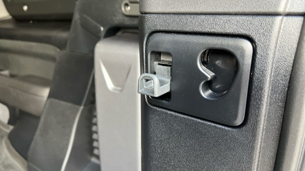 Used Land Rover Defender 2024 for sale - 76487394: Photo 57