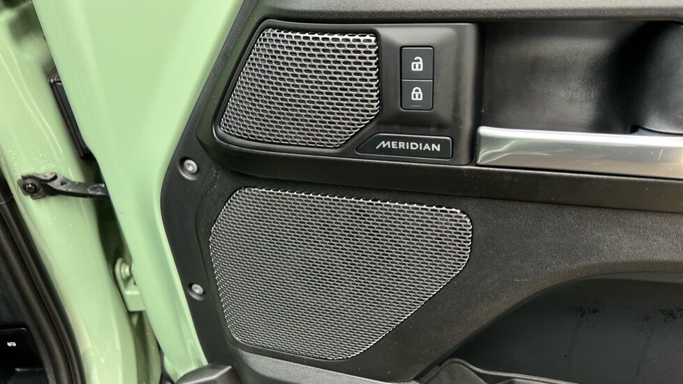 Used Land Rover Defender 2023 for sale - 77018310: Photo 35