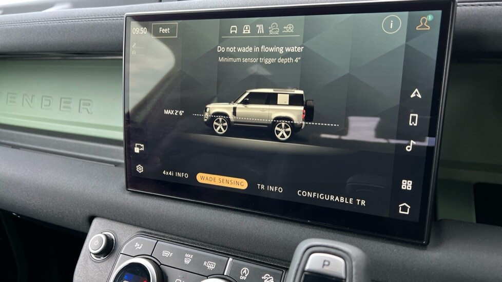 Used Land Rover Defender 2023 for sale - 77018310: Photo 44