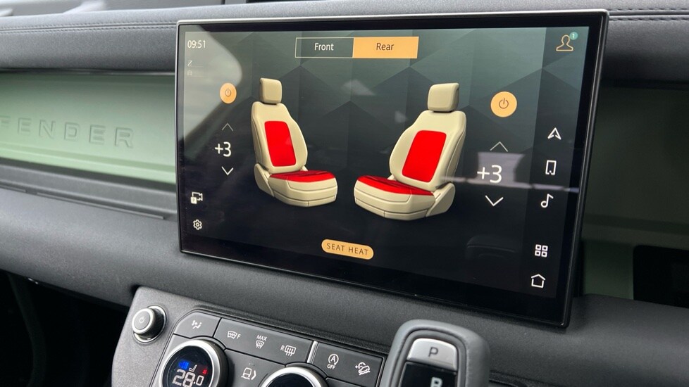 Used Land Rover Defender 2023 for sale - 77018310: Photo 48