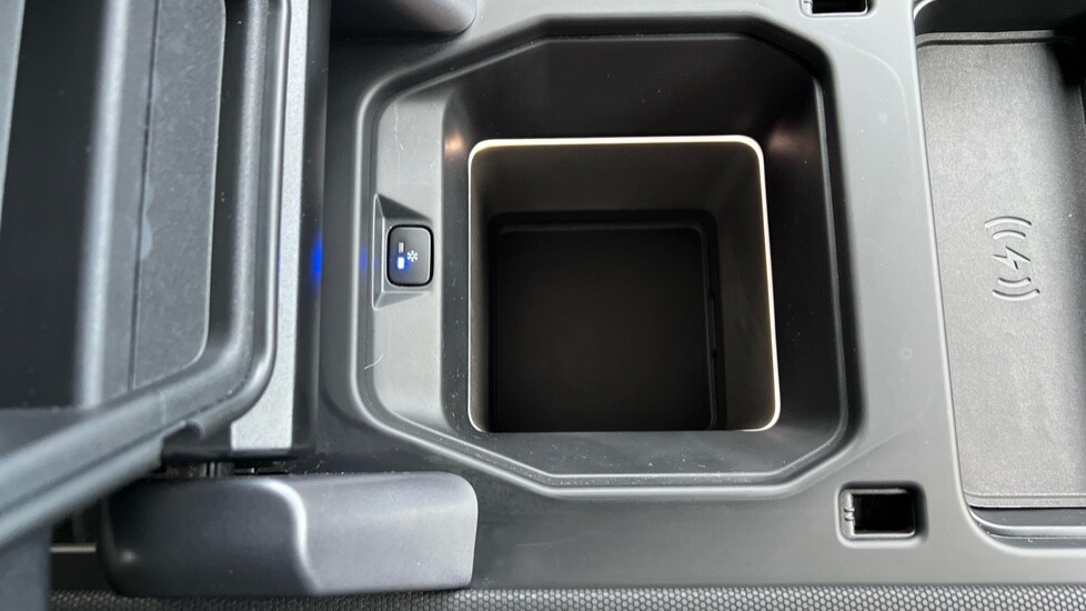 Used Land Rover Defender 2023 for sale - 77018310: Photo 52