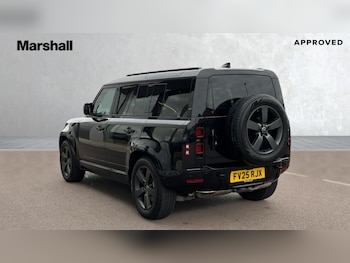 Used Land Rover Defender 2025 for sale - 75815629: Photo