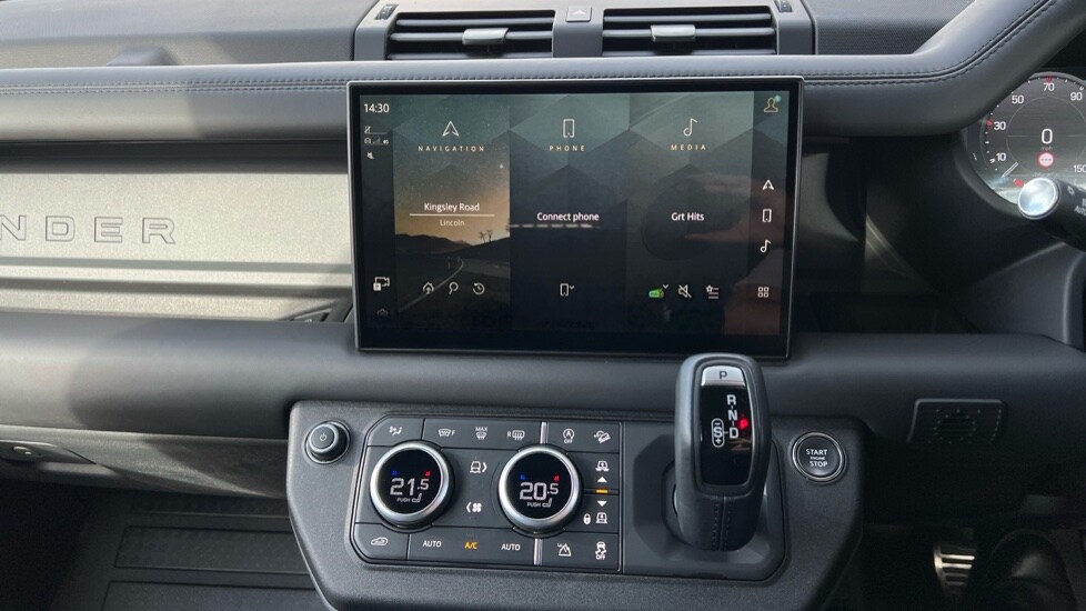 Used Land Rover Defender 2024 for sale - 75902066: Photo 14