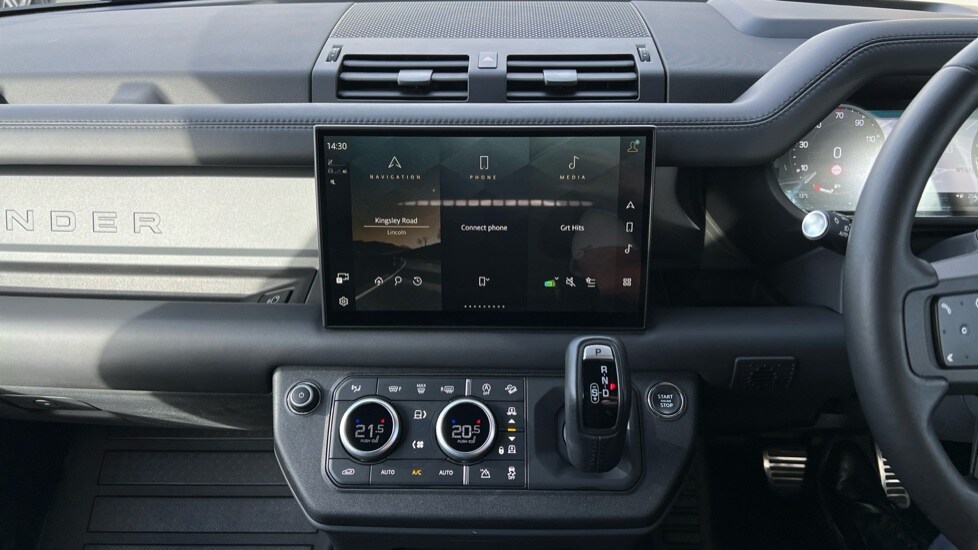 Used Land Rover Defender 2024 for sale - 75902066: Photo 29