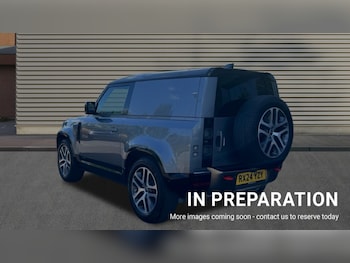 Used Land Rover Defender 2024 for sale - 75902066: Photo