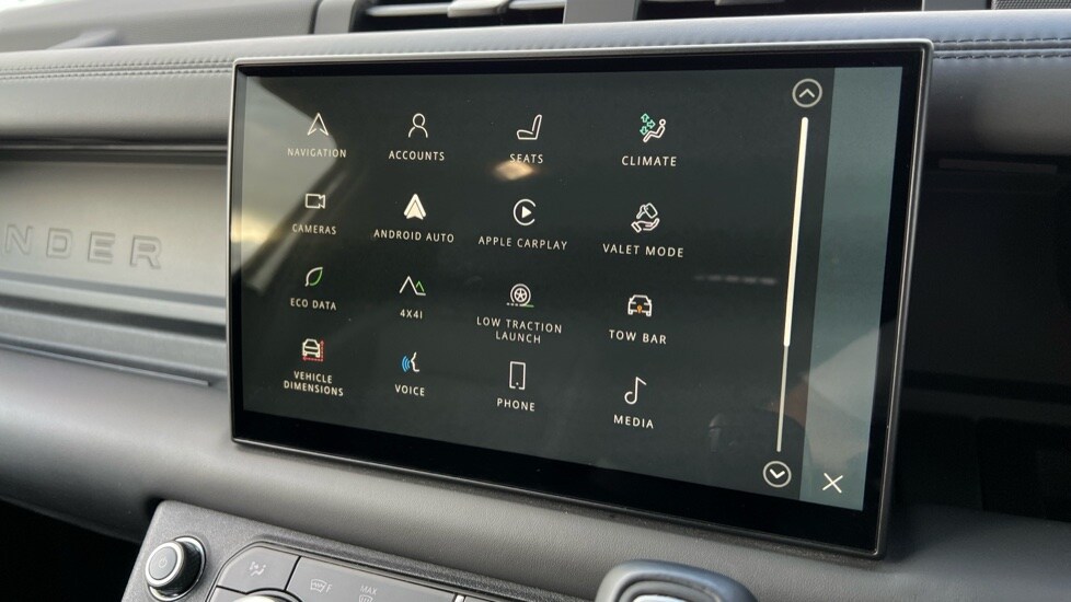 Used Land Rover Defender 2024 for sale - 75902066: Photo 40