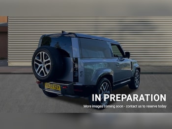 Used Land Rover Defender 2024 for sale - 75902066: Photo