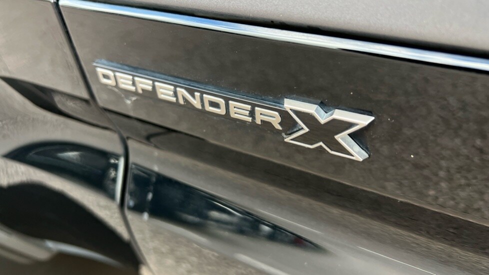 Used Land Rover Defender 2024 for sale - 75902066: Photo 55