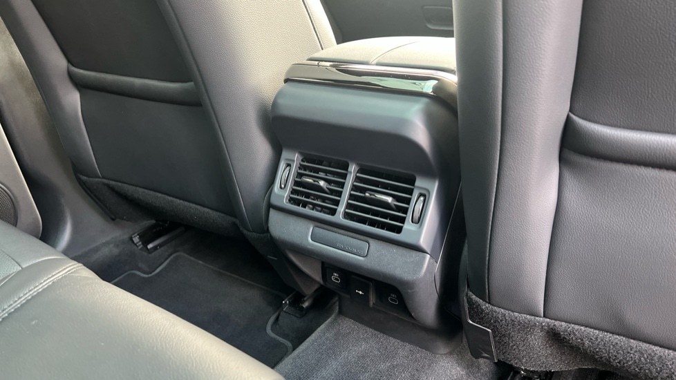 Used Land Rover Range Rover Evoque 2025 for sale - 76872516: Photo 18