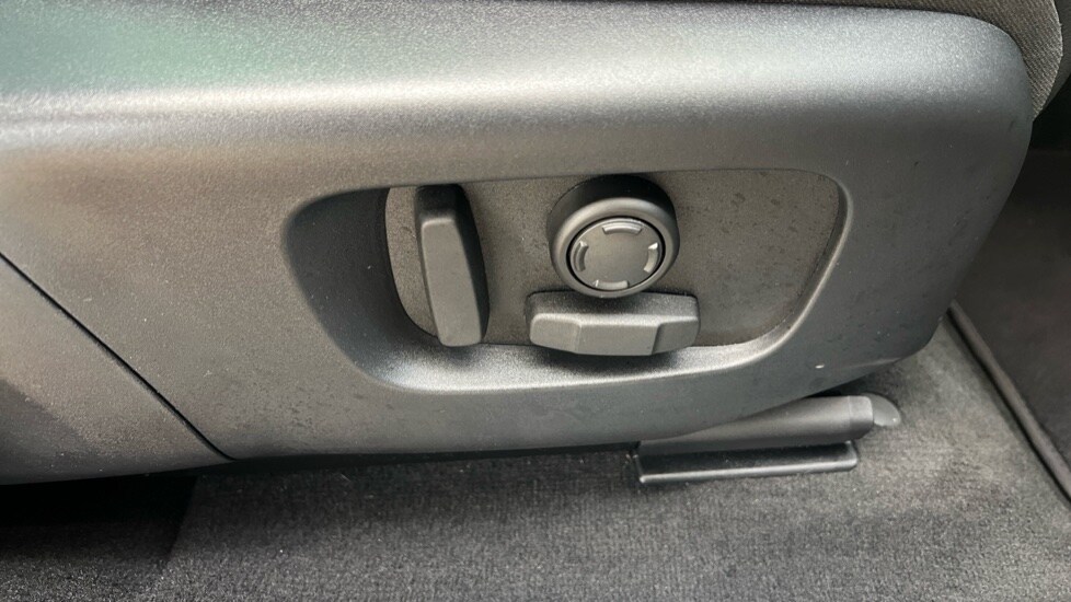 Used Land Rover Range Rover Evoque 2025 for sale - 76872516: Photo 23