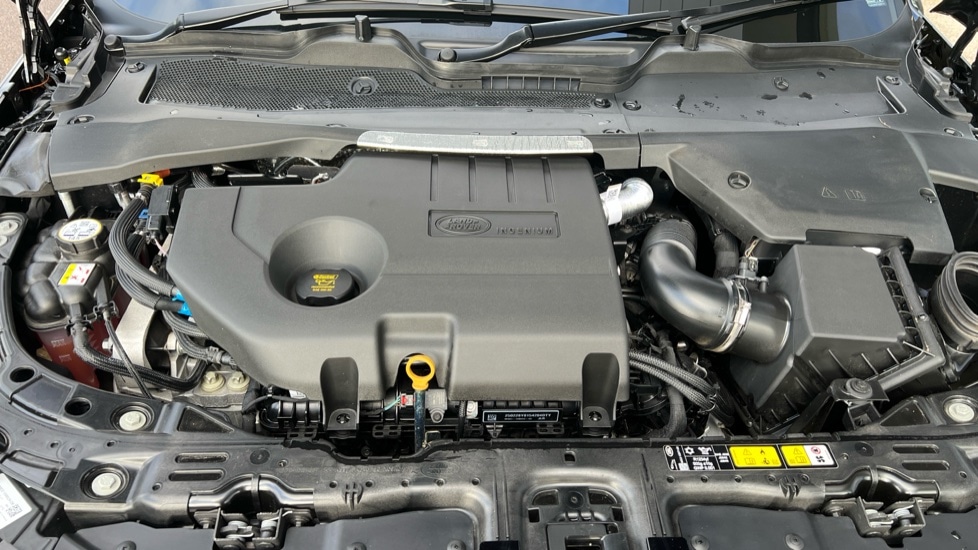 Used Land Rover Range Rover Evoque 2025 for sale - 76872516: Photo 30