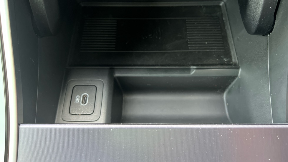 Used Land Rover Range Rover Evoque 2025 for sale - 76872516: Photo 45