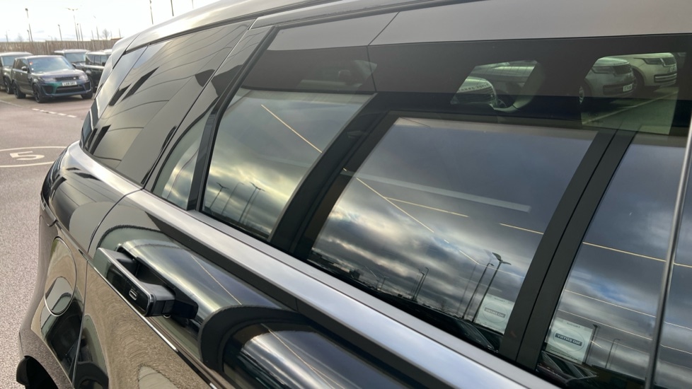 Used Land Rover Range Rover Evoque 2025 for sale - 76872516: Photo 52