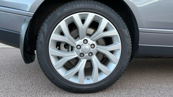 Used Land Rover Range Rover 2019 for sale - 76140306: Photo 31