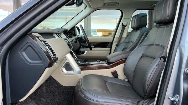 Used Land Rover Range Rover 2019 for sale - 76140306: Photo 3
