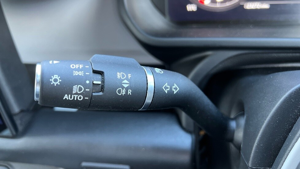 Used Land Rover Defender 2024 for sale - 76384431: Photo 39