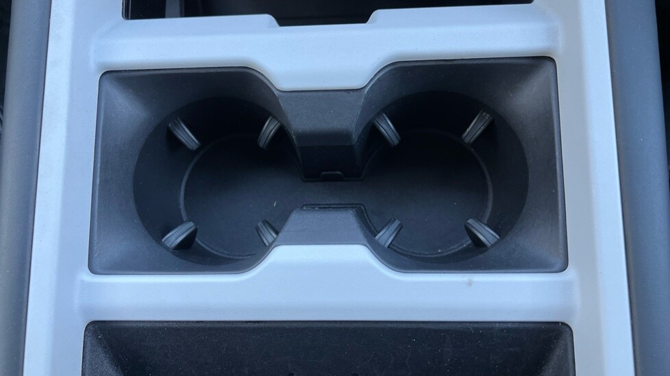 Used Land Rover Defender 2024 for sale - 76384431: Photo 45