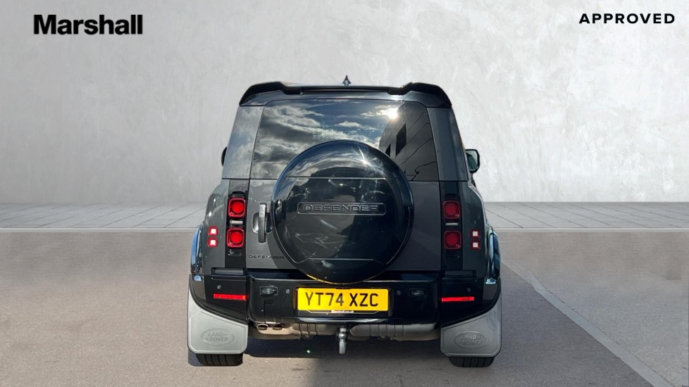 Used Land Rover Defender 2024 for sale - 76384431: Photo 6