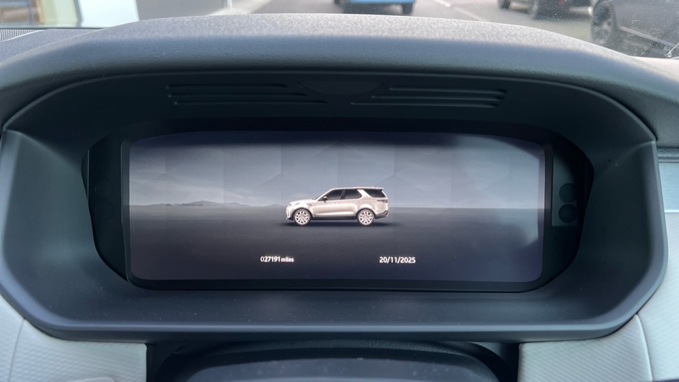 Used Land Rover Discovery 2023 for sale - 76872055: Photo 16