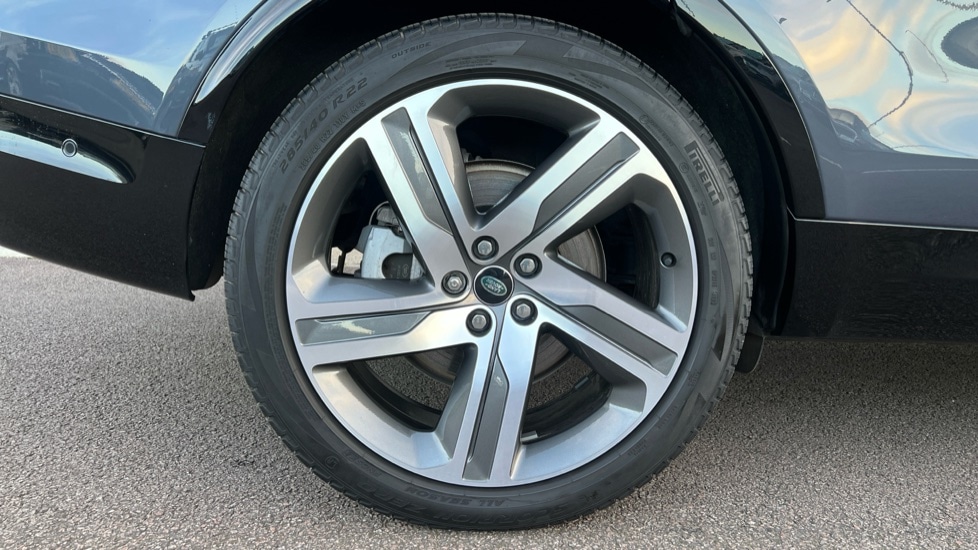 Used Land Rover Discovery 2023 for sale - 76872055: Photo 31