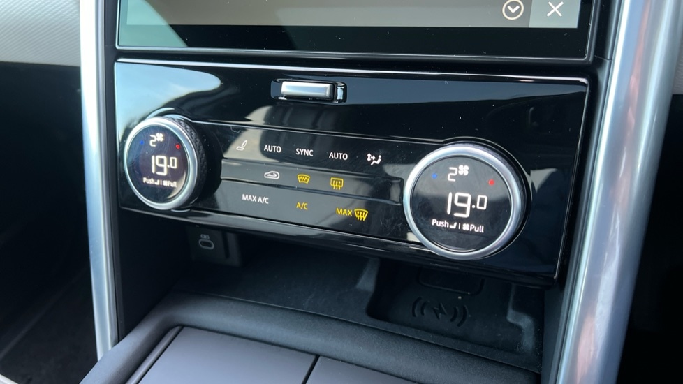 Used Land Rover Discovery 2023 for sale - 76872055: Photo 44