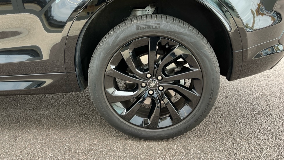 Used Land Rover Discovery Sport 2025 for sale - 76954408: Photo 32