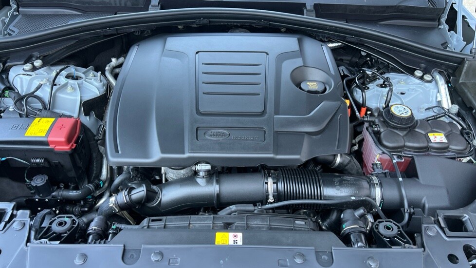 Used Land Rover Range Rover Velar 2024 for sale - 76874079: Photo 30