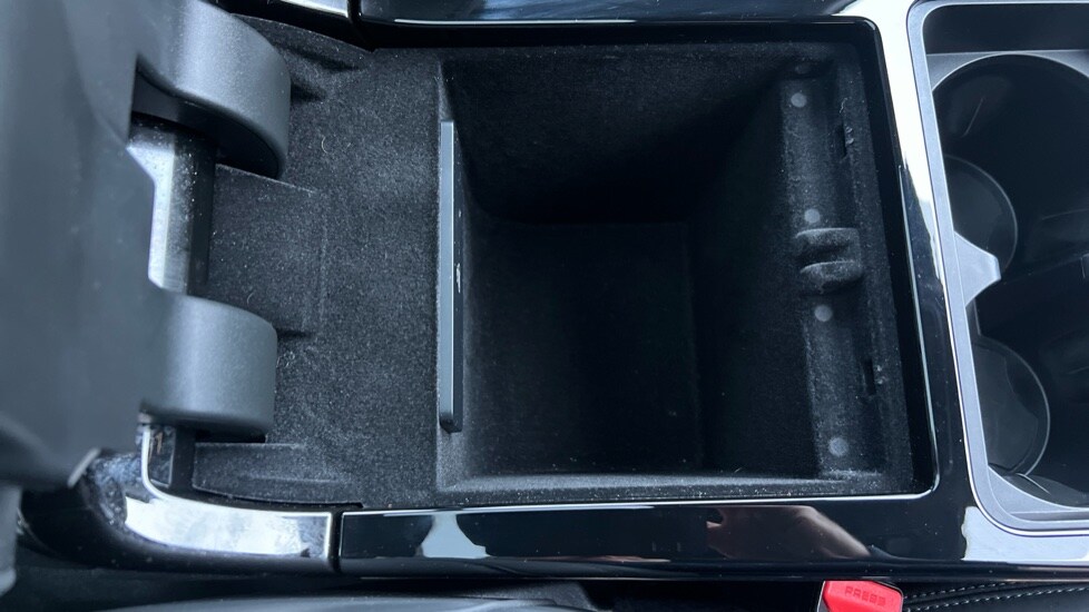 Used Land Rover Range Rover Velar 2024 for sale - 76874079: Photo 48