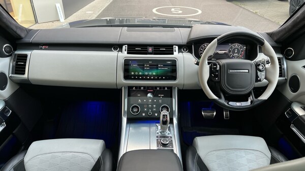 Used Land Rover Range Rover Sport 2019 for sale - 76044307: Photo 9
