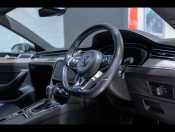 Used Volkswagen Arteon 2020 for sale - 74552232: Photo