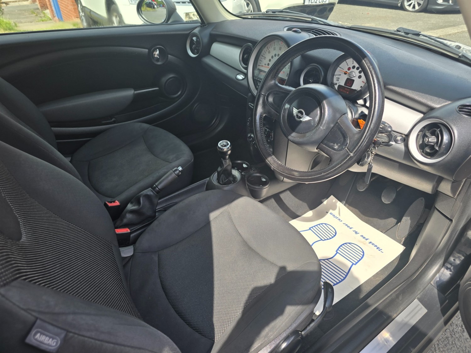 MINI Hatch 2012 (12) - 1.6 One 3dr - Image 9