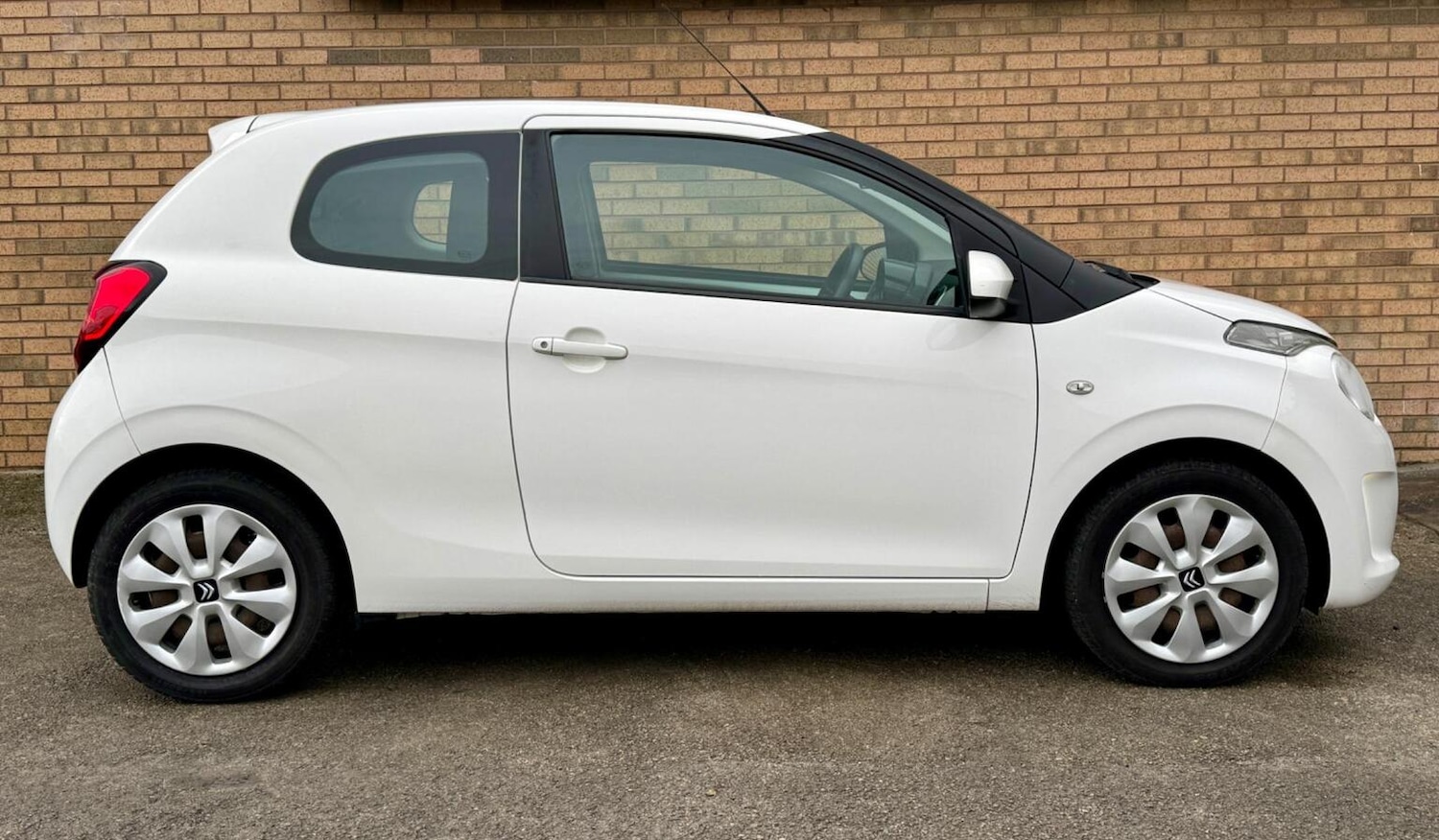 Used Citroen C1 2016 for sale - 76793720: Photo 5