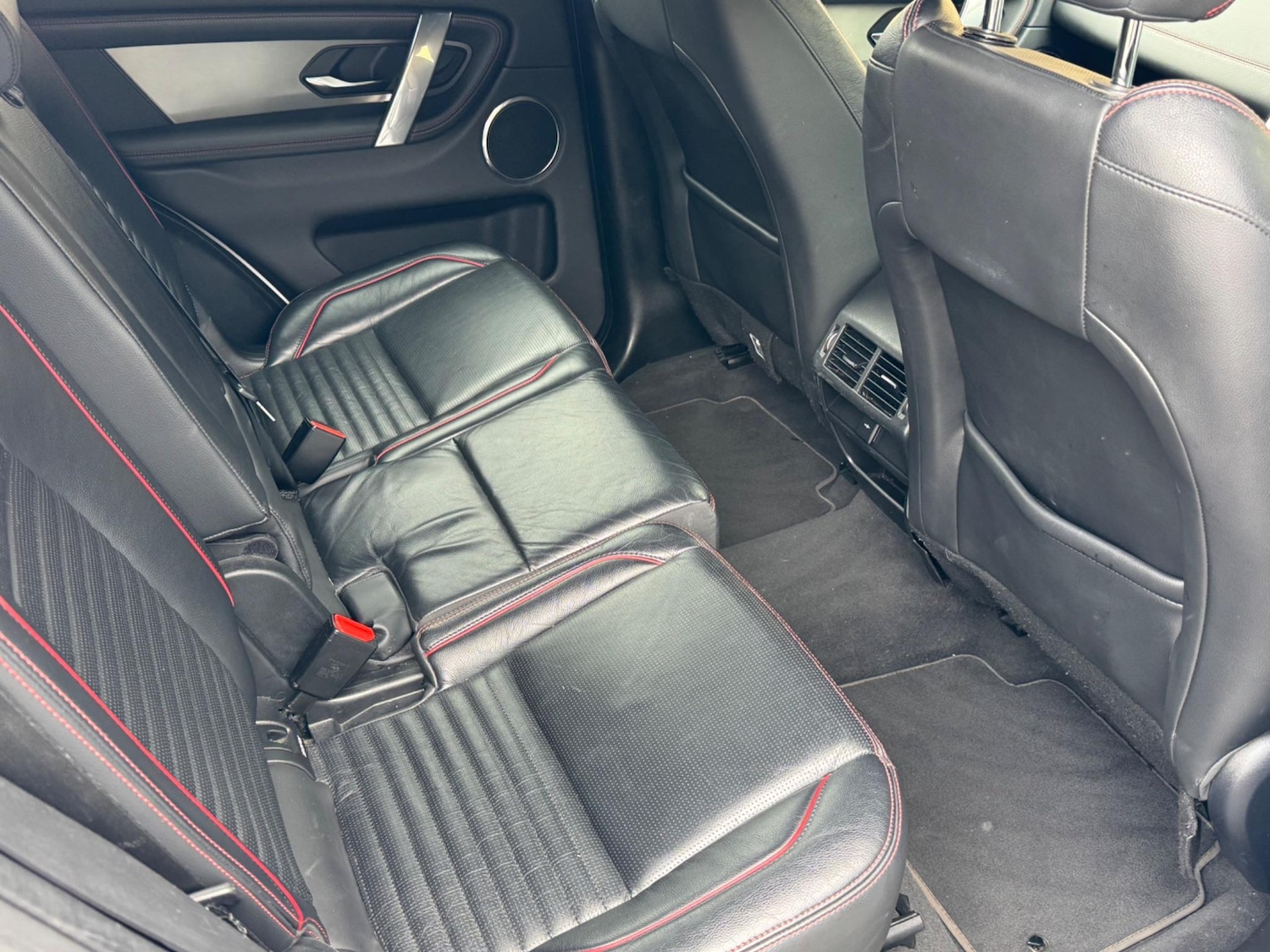 Used Land Rover Discovery Sport 2021 for sale - 76656298: Photo 16