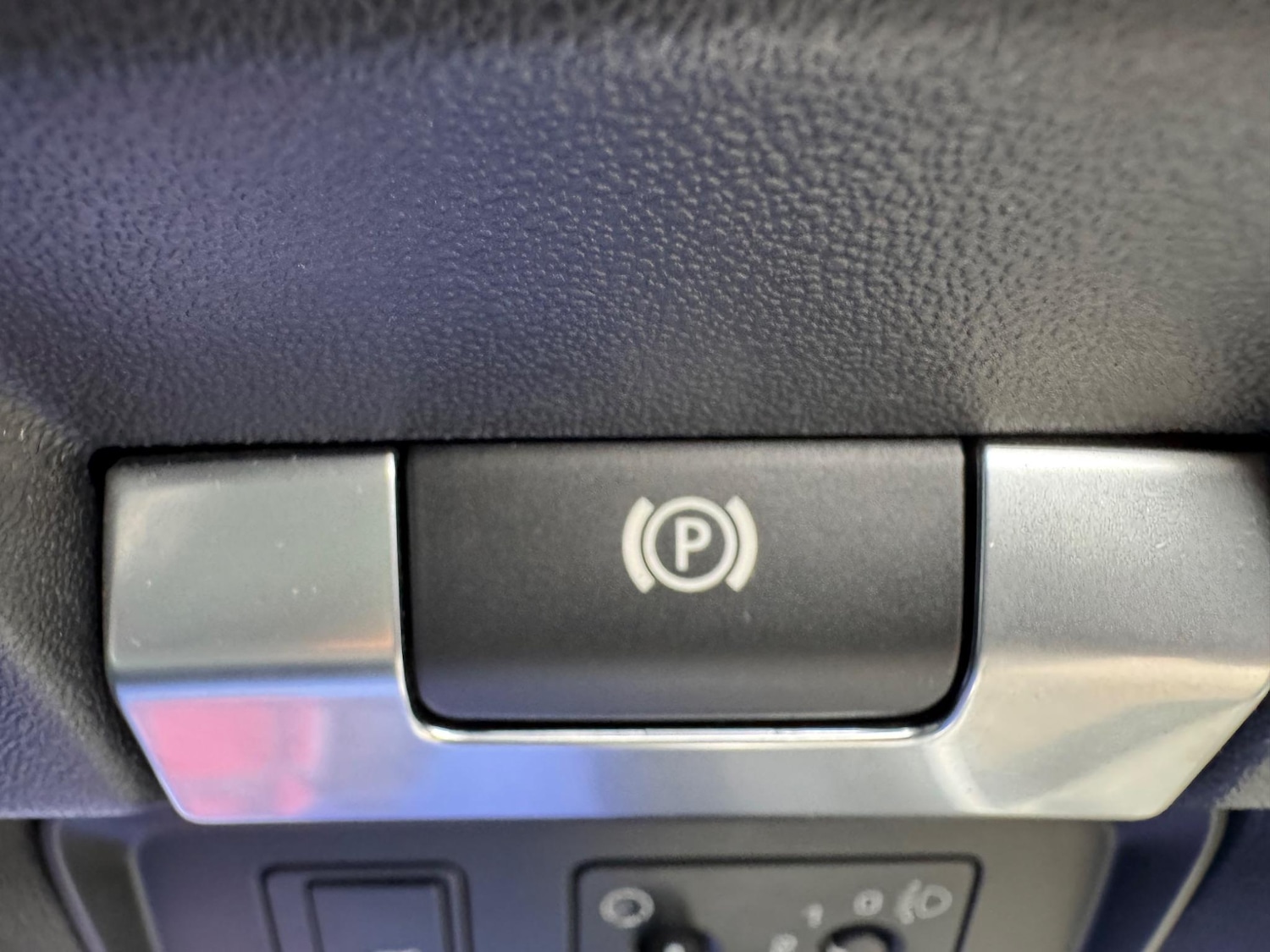 Used Land Rover Discovery Sport 2021 for sale - 76656298: Photo 22