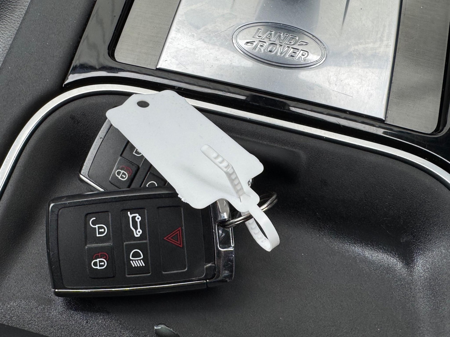 Used Land Rover Discovery Sport 2021 for sale - 76656298: Photo 24