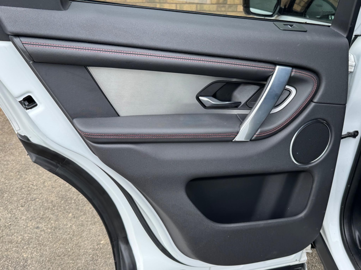 Used Land Rover Discovery Sport 2021 for sale - 76656298: Photo 26