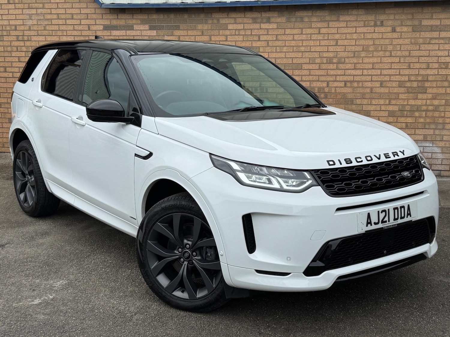 Used Land Rover Discovery Sport 2021 for sale - 76656298: Photo 3