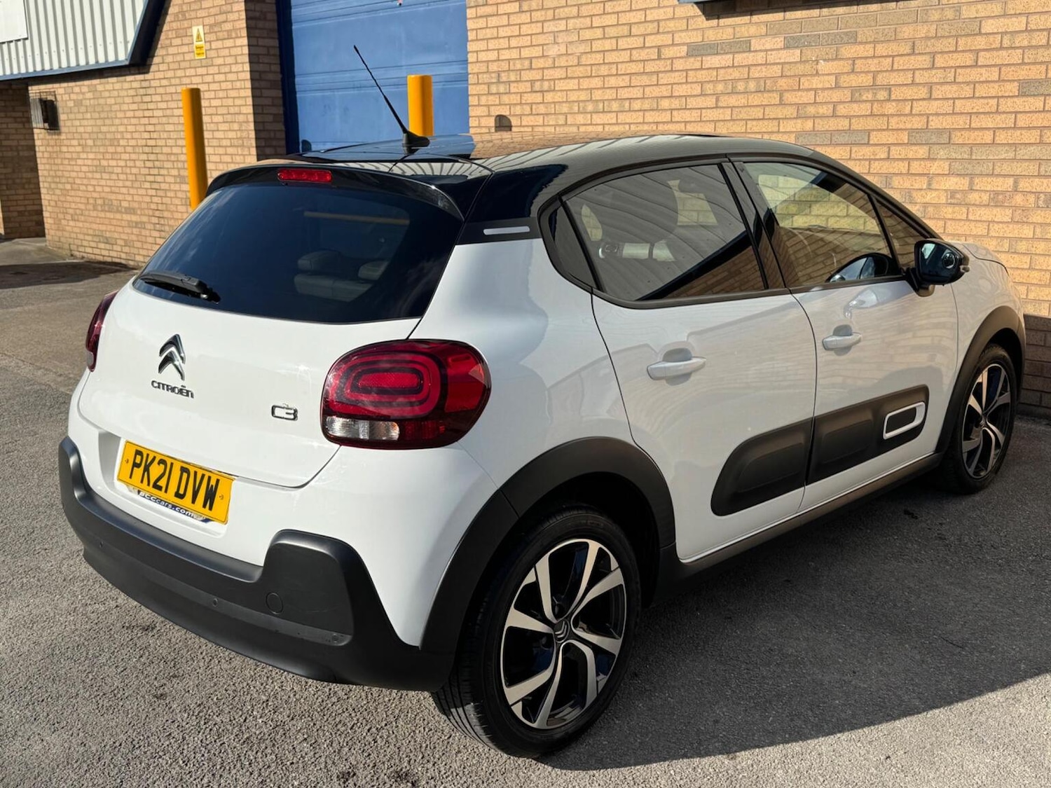Used Citroen C3 2021 for sale - 76793715: Photo 8