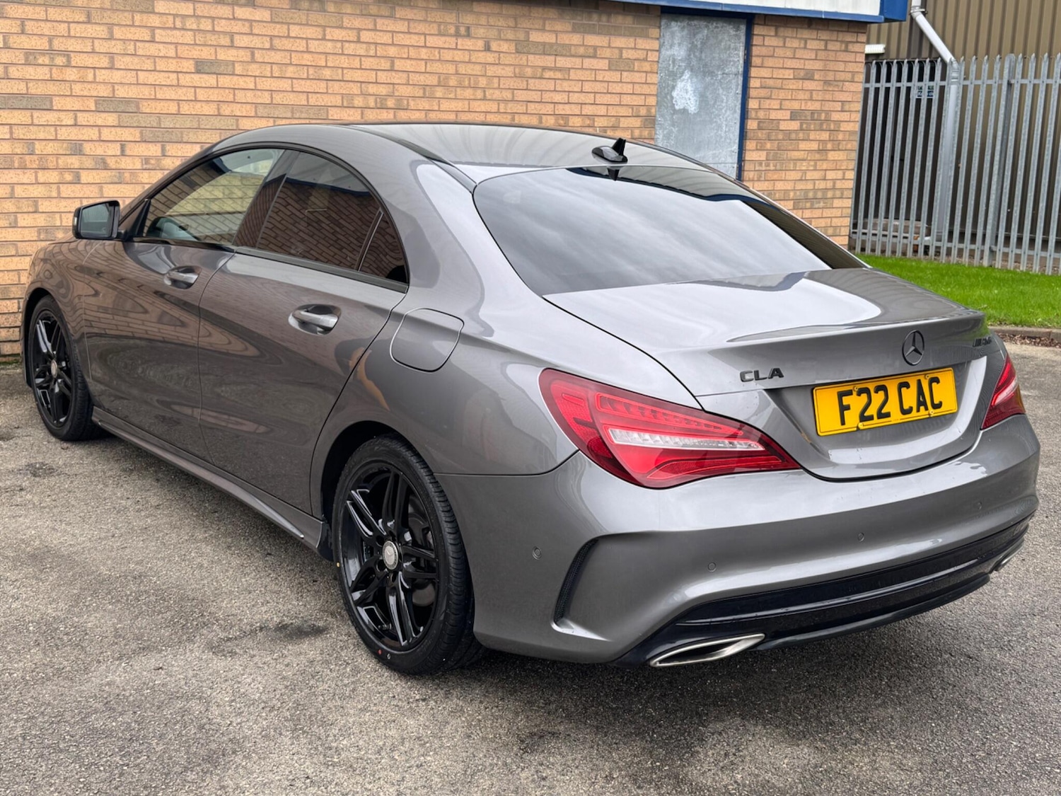 Used Mercedes-Benz CLA 2017 for sale - 76656335: Photo 4