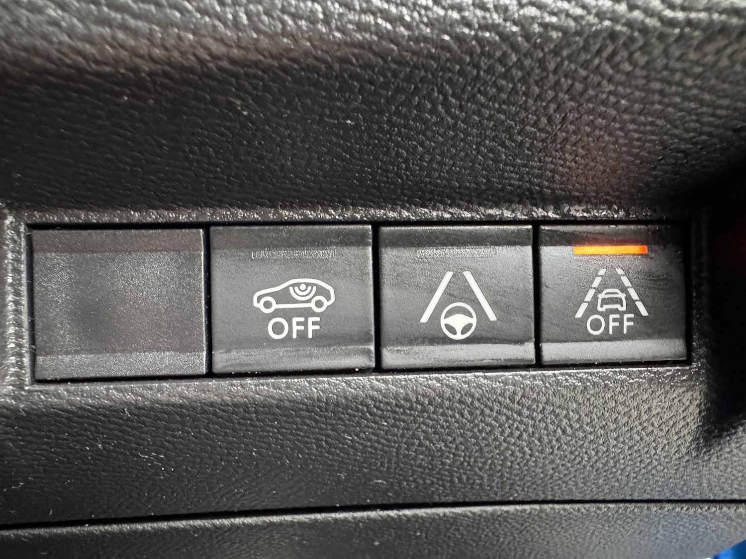 Used Peugeot 2008 2020 for sale - 77056626: Photo 44