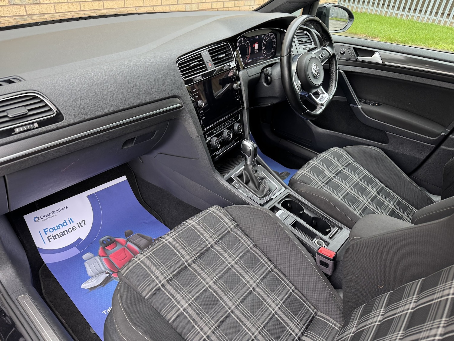 Used Volkswagen Golf 2017 for sale - 77749967: Photo 22