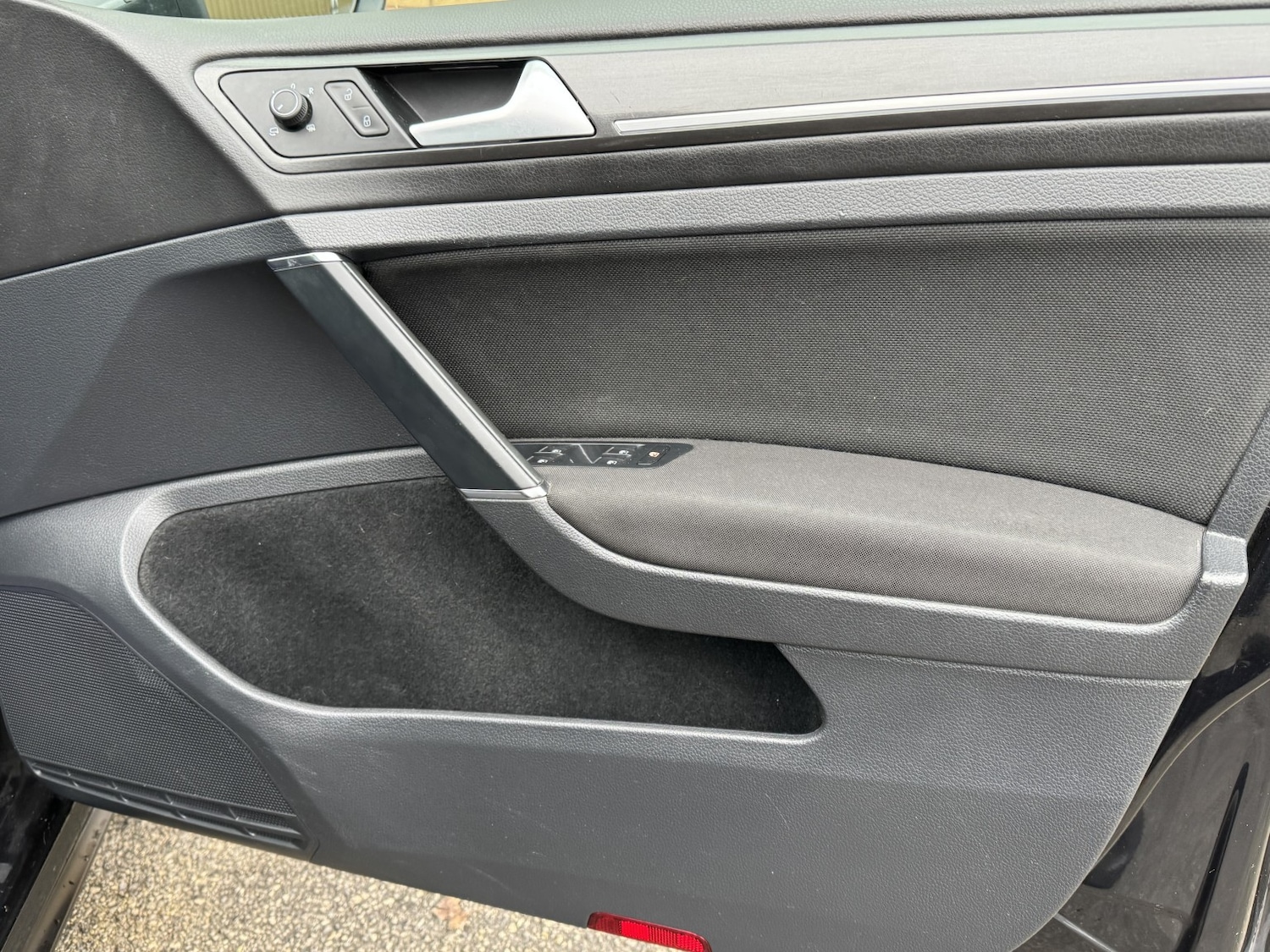 Used Volkswagen Golf 2017 for sale - 77749967: Photo 39