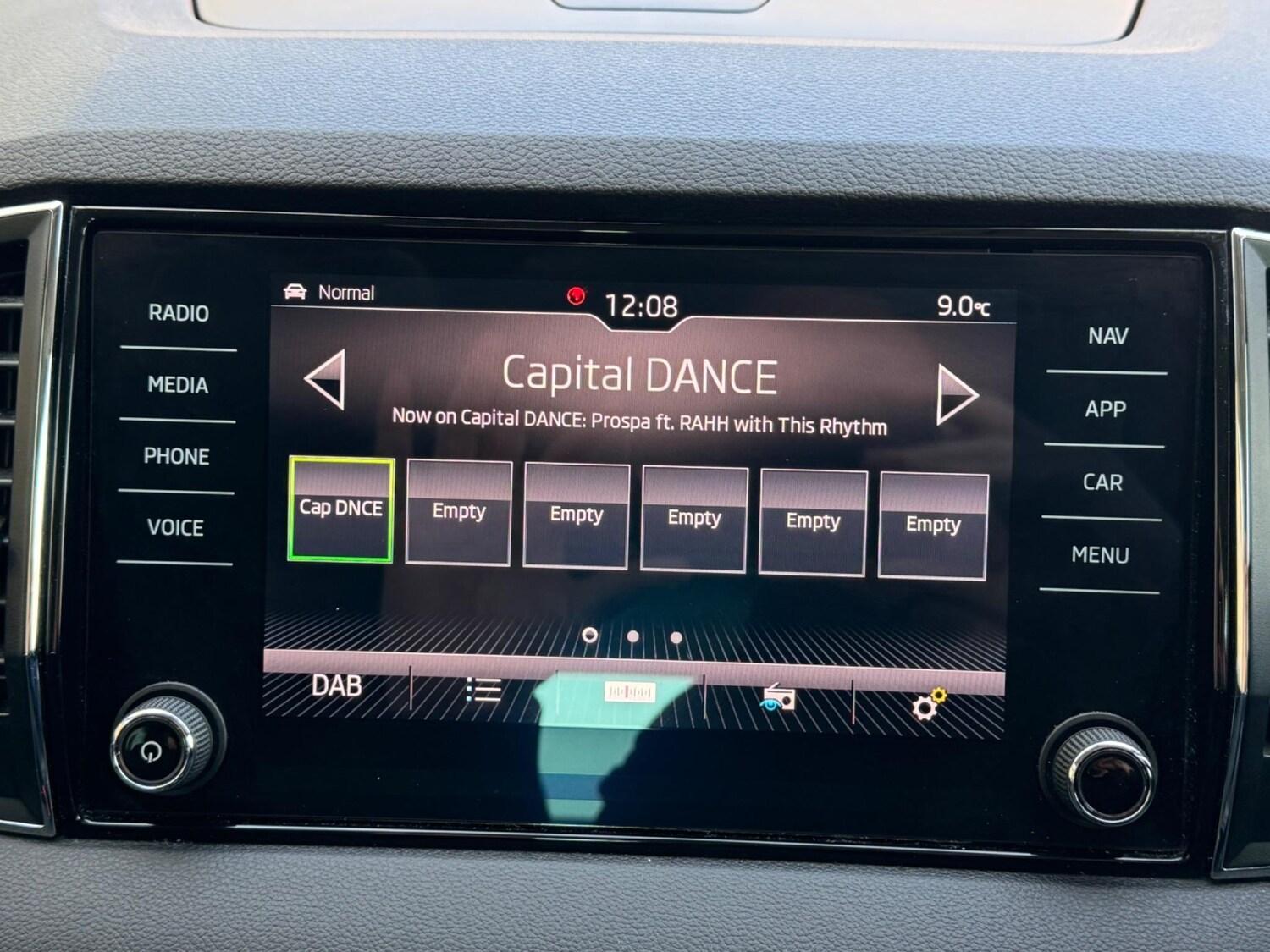 Used Skoda Karoq 2020 for sale - 76656358: Photo 38